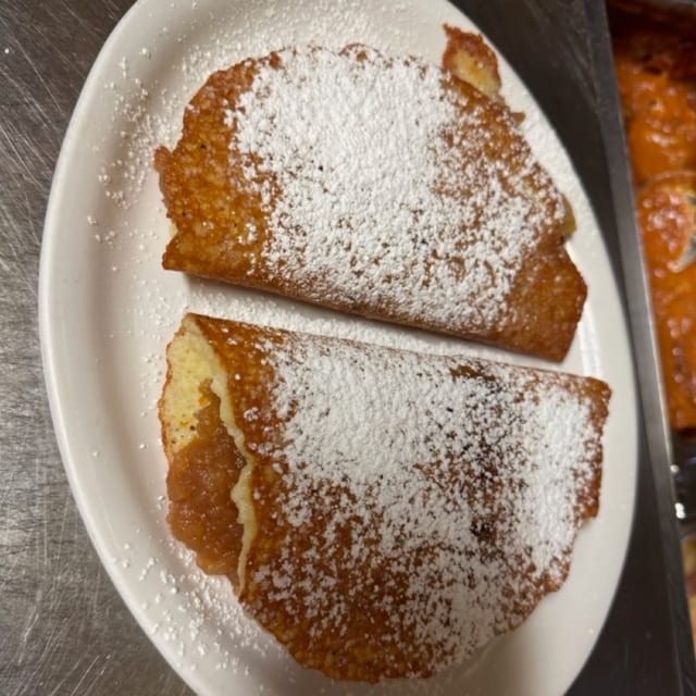 Apple Cakes.